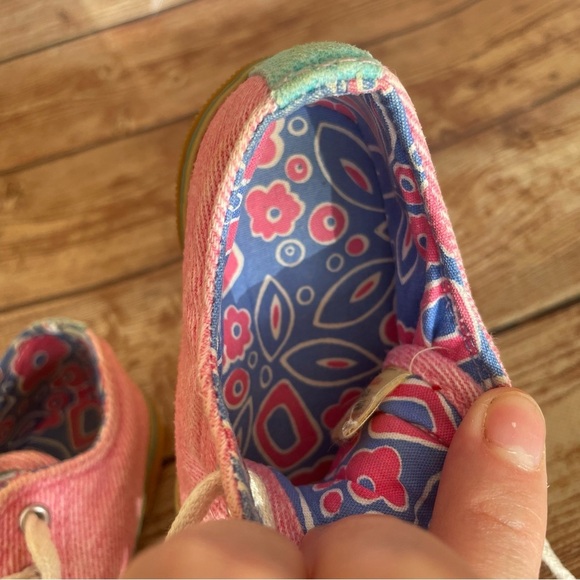 Weebok toddler girl sneakers size 4 - Picture 12 of 14